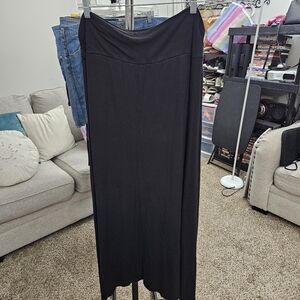 Merona XXL Black Skirt w/ Ruffled Design on Hips